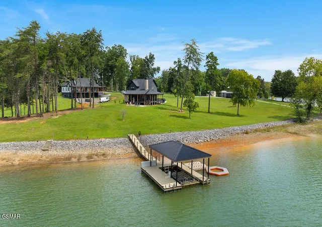 Photo 3 of Single family home for sale at 2240 Kimsey Way, Sevierville, TN 37876 | MLS# 3520438 | Listing updated on 2026-09-11