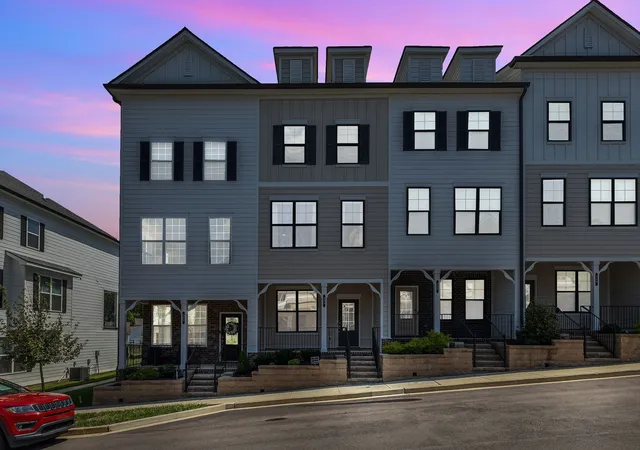 Photo 3 of Single family home for sale at 455 Portsdale Dr, Brentwood, TN 37027 | MLS# 3521145 | Listing updated on 2026-09-14