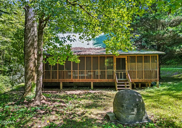 Photo 3 of Single family home for sale at 4465 Ball Hollow Road, Cosby, TN 37722 | MLS# 3520661 | Listing updated on 2026-10-02