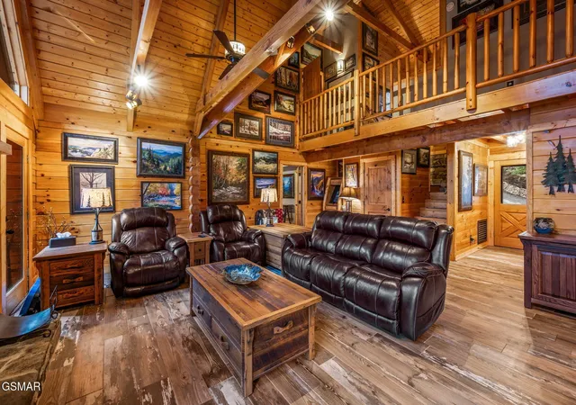 Photo 4 of Single family home for sale at 1903 Waters End Road, Walland, TN 37886 | MLS# 3520756 | Listing updated on 2026-09-11