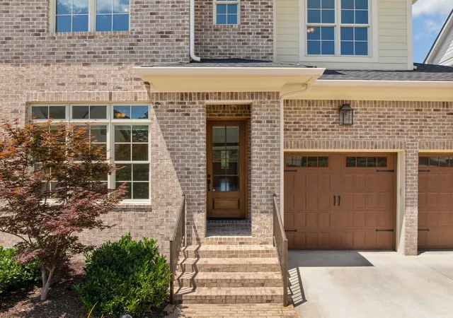 Photo 3 of Single family home for sale at 1095 Meroney Street, Chattanooga, TN 37405 | MLS# 3520793 | Listing updated on 2026-10-07
