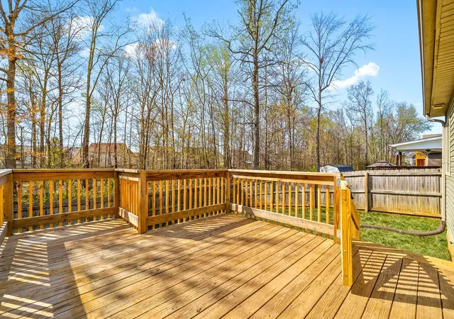Photo 3 of Single family home for sale at 3658 Fox Tail Dr, Clarksville, TN 37040 | MLS# 3526786 | Listing updated on 2026-10-04