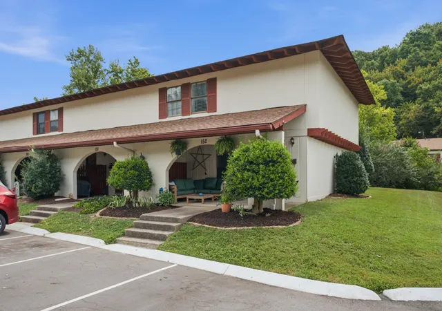 Photo 1 of Townhouse for sale at 214 Old Hickory Blvd #152, Nashville, TN 37221 | MLS# 3525691 | Listing updated on 2026-09-11