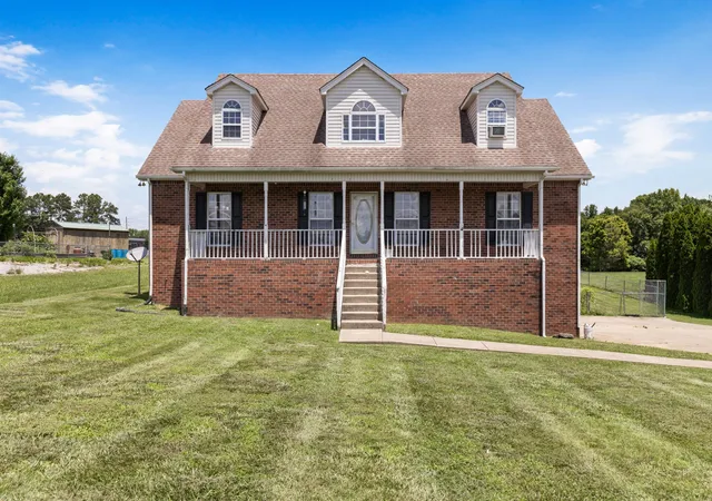 Photo 2 of Single family home for sale at 1358 Jason Cir, Ashland City, TN 37015 | MLS# 3523699 | Listing updated on 2026-09-11