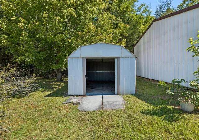 Photo 47 of Single family home for sale at 212 Dixon Springs Hwy, Carthage, TN 37030 | MLS# 3528893 | Listing updated on 2026-09-29