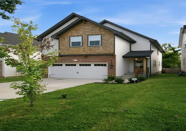 Photo 2 of Single family home for sale at 518a Westboro Dr, Nashville, TN 37209 | MLS# 3528082 | Listing updated on 2026-09-24