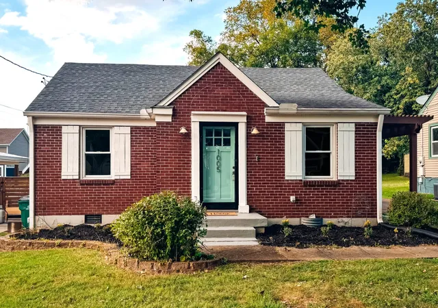 Photo 2 of Single family home for sale at 1005 Matthews Ave, Nashville, TN 37216 | MLS# 3526560 | Listing updated on 2026-10-05