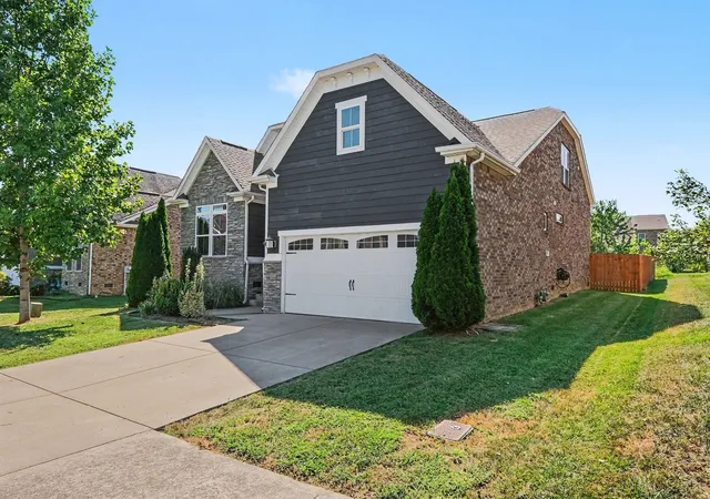 Photo 2 of Single family home for sale at 124 Hackney Ln, Gallatin, TN 37066 | MLS# 3526883 | Listing updated on 2026-09-24