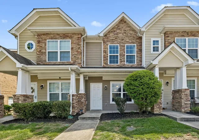 Photo 1 of Sale Pending at 112 Cobblestone Pl Dr, Goodlettsville, TN 37072 | MLS# 3527398 | Listing updated on 2026-09-14
