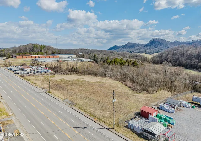 Photo 1 of Land for sale at 1229 Us 411, Etowah, TN 37331 | MLS# 3523698 | Listing updated on 2026-09-14