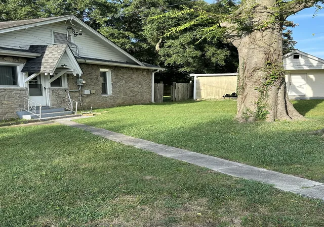 Photo 3 of Single family home for sale at 3023 Lyndale Dr, Nashville, TN 37207 | MLS# 3523763 | Listing updated on 2026-09-15