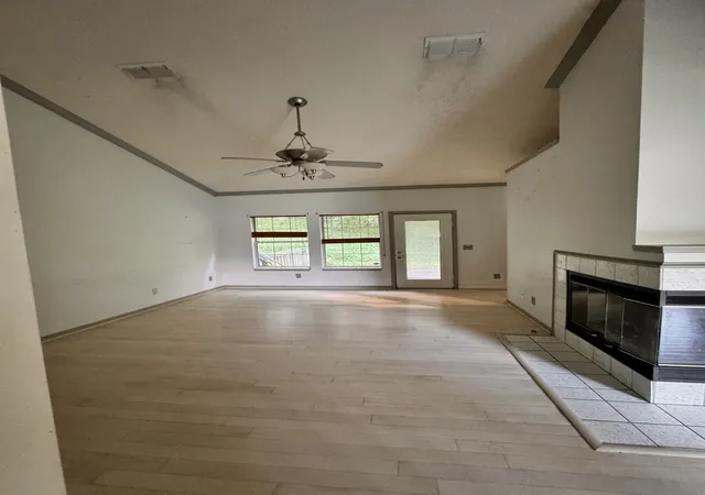 Photo 3 of Single family home for sale at 4928 Oak Barrel Dr, Antioch, TN 37013 | MLS# 3524758 | Listing updated on 2026-09-29