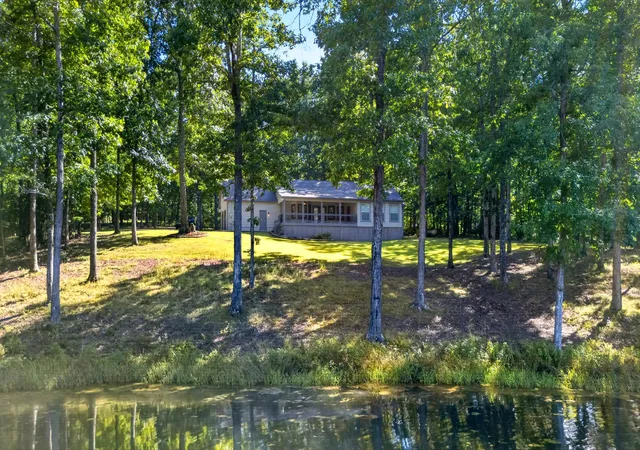 Photo 1 of Single family home for sale at 107 Chickory Ln, Monteagle, TN 37356 | MLS# 3526891 | Listing updated on 2026-09-14