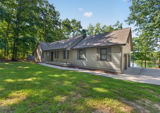 Photo 3 of Single family home for sale at 107 Chickory Ln, Monteagle, TN 37356 | MLS# 3526891 | Listing updated on 2026-09-14