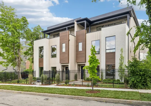 Photo 3 of Townhouse for sale at 3137B Long Blvd, Nashville, TN 37203 | MLS# 3526820 | Listing updated on 2026-09-15