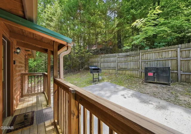 Photo 3 of Single family home for sale at 2230 Cove Creek Dr, Sevierville, TN 37862 | MLS# 3524706 | Listing updated on 2026-09-11