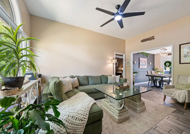 Photo 4 of Single family home for sale at 214 Oakdale Dr, White House, TN 37188 | MLS# 3526451 | Listing updated on 2026-09-17