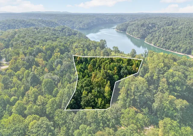 Photo 2 of Land for sale at 0 Glenalbyn Pass, Sparta, TN 38583 | MLS# 3542603 | Listing updated on 2026-09-28