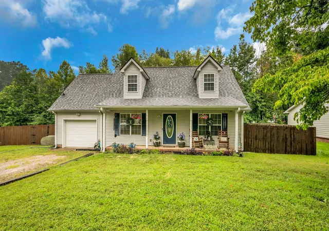 Photo 1 of Single family home for sale at 126 Silver Leaf Cir, Dickson, TN 37055 | MLS# 3525663 | Listing updated on 2026-10-01