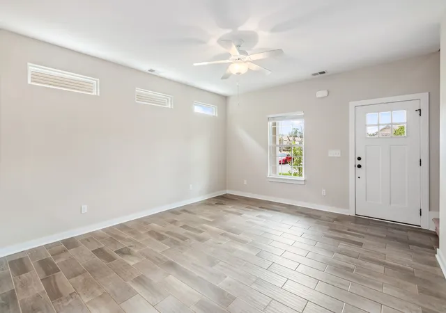 Photo 4 of Single family home for sale at 4006 Ella Cook Cir, Murfreesboro, TN 37129 | MLS# 3527682 | Listing updated on 2026-10-05