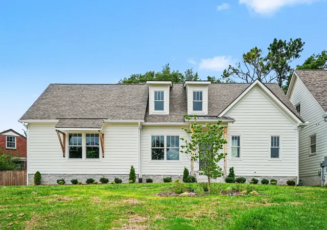 Photo 2 of Single family home for sale at 5432 Knob Rd, Nashville, TN 37209 | MLS# 3527086 | Listing updated on 2026-09-15