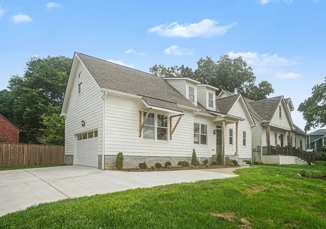 Photo 3 of Single family home for sale at 5432 Knob Rd, Nashville, TN 37209 | MLS# 3527086 | Listing updated on 2026-09-15