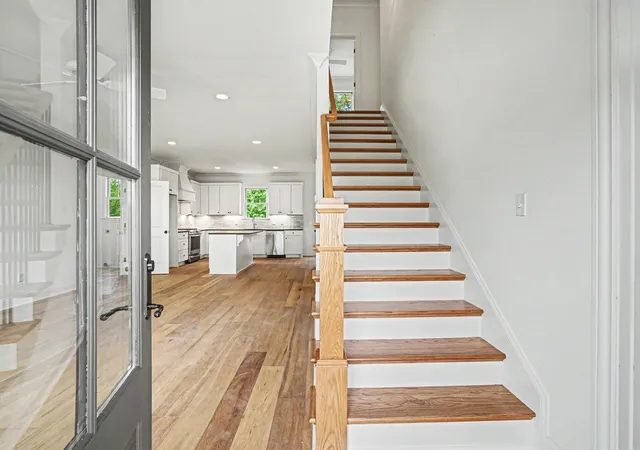Photo 3 of Single family home for sale at 5432 Knob Rd, Nashville, TN 37209 | MLS# 3527086 | Listing updated on 2026-09-15