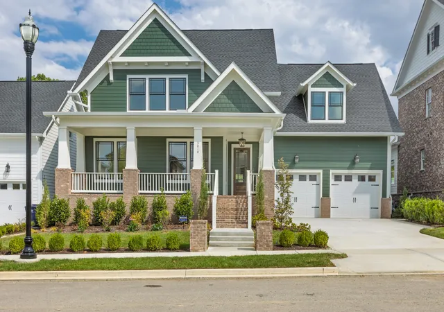 Photo 1 of Single family home for sale at 3010 Winterberry Dr, Nolensville, TN 37135 | MLS# 3525999 | Listing updated on 2026-09-17