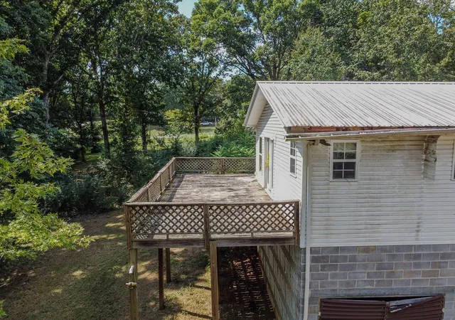 Photo 3 of Manufactured home for sale at 970 Highway 39 E, Englewood, TN 37329 | MLS# 3546426 | Listing updated on 2026-10-01