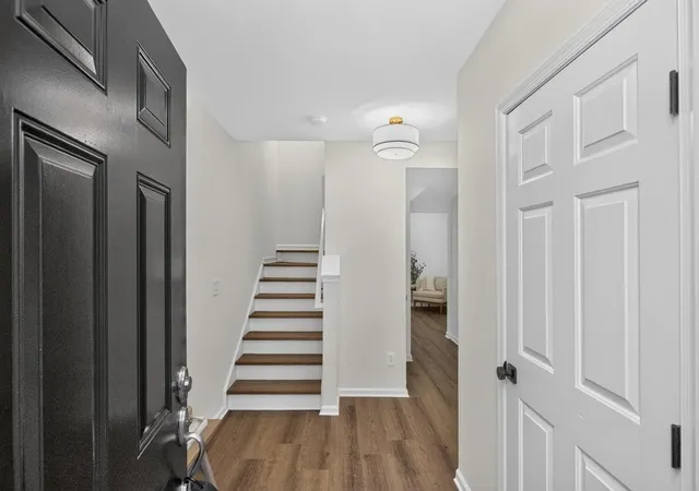 Photo 2 of Townhouse for sale at 604 Huffine Manor Cir, Franklin, TN 37067 | MLS# 3526687 | Listing updated on 2026-09-22