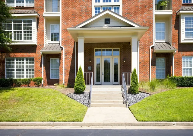 Photo 4 of Condo for sale at 3201 Aspen Grove Dr #H4, Franklin, TN 37067 | MLS# 3526364 | Listing updated on 2026-09-22
