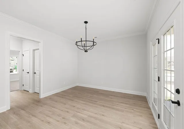Photo 3 of Single family home for sale at 421 Winchester Dr, Fort Oglethorpe, GA 30742 | MLS# 3526547 | Listing updated on 2026-09-14