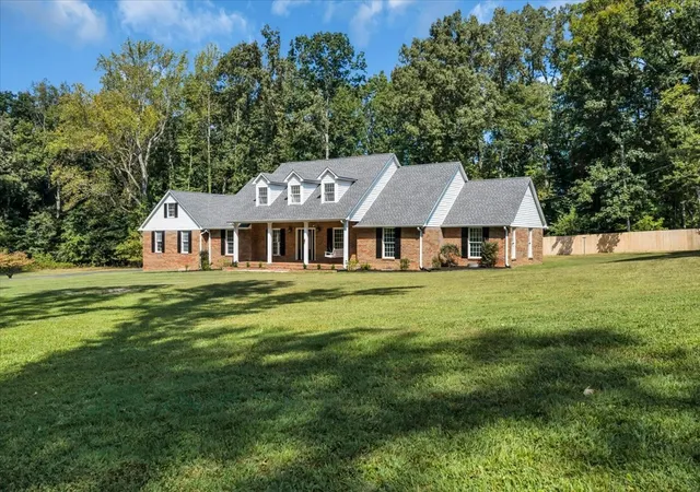 Photo 3 of Single family home for sale at 416 Powers Rd, Manchester, TN 37355 | MLS# 3543052 | Listing updated on 2026-09-14
