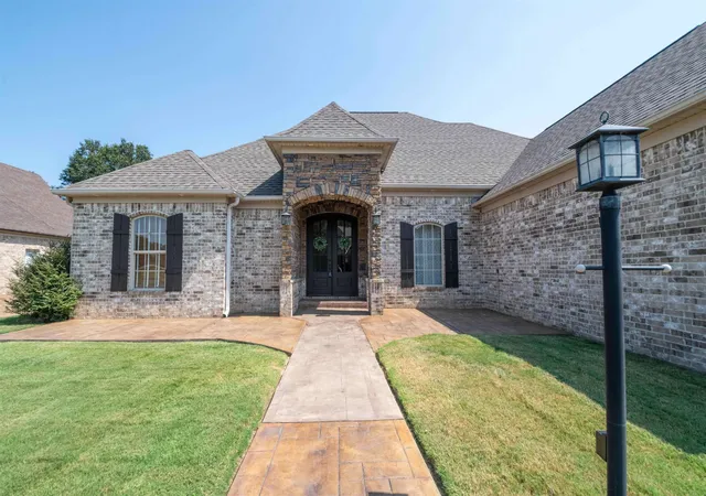 Photo 3 of Single family home for sale at 230 Torrey Pines Cv, Covington, TN 38019 | MLS# 3545263 | Listing updated on 2026-09-10