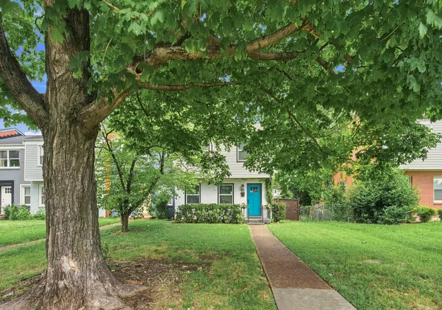 Photo 2 of Single family home for sale at 639 Lischey Ave, Nashville, TN 37207 | MLS# 3526648 | Listing updated on 2026-09-14