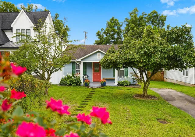 Photo 1 of Multi family home for sale at 4207 Nevada Ave, Nashville, TN 37209 | MLS# 3527280 | Listing updated on 2026-09-17