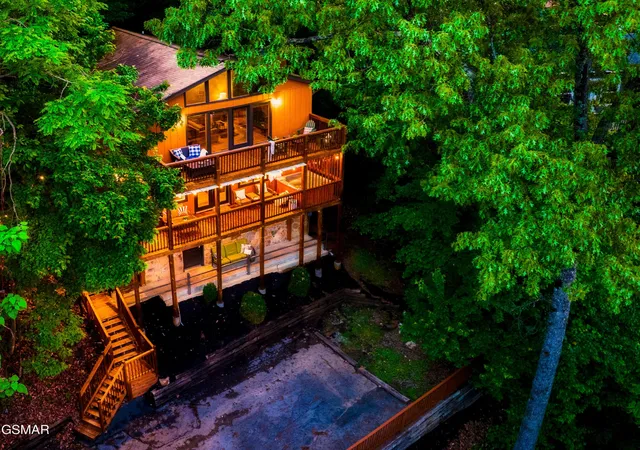 Photo 4 of Sale Pending at 1441 S Baden Dr, Gatlinburg, TN 37738 | MLS# 3591835 | Listing updated on 2026-09-14