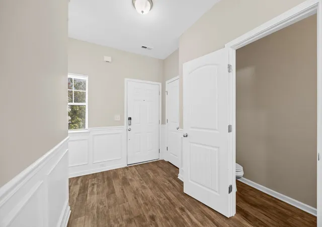 Photo 3 of Single family home for sale at 525 Burchell Ln, Columbia, TN 38401 | MLS# 3527241 | Listing updated on 2026-10-08