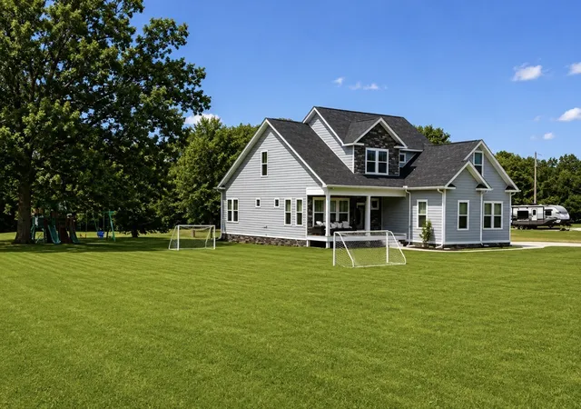 Photo 3 of Single family home for sale at 4217 Sandy Springs Rd, Springfield, TN 37172 | MLS# 3529125 | Listing updated on 2026-09-15