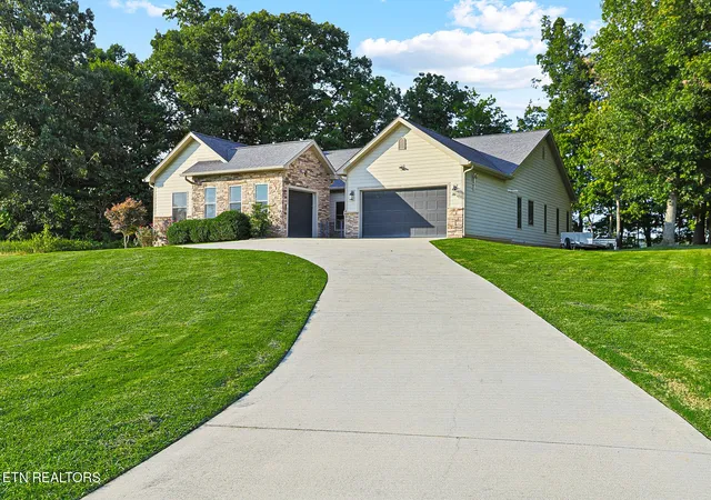 Single family home for sale at 2005 River Mist Cir, New Market, TN 37820 | MLS# 3544614