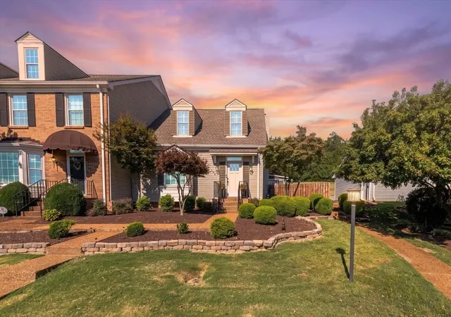 Photo 2 of Townhouse for sale at 404 Foxborough Sq W, Brentwood, TN 37027 | MLS# 3528621 | Listing updated on 2026-09-15