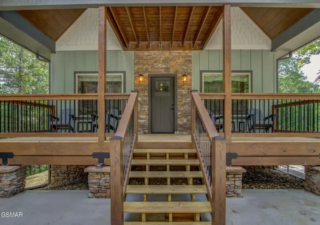 Photo 3 of Single family home for sale at 1756 Stinnett Road, Sevierville, TN 37876 | MLS# 3527522 | Listing updated on 2026-09-11