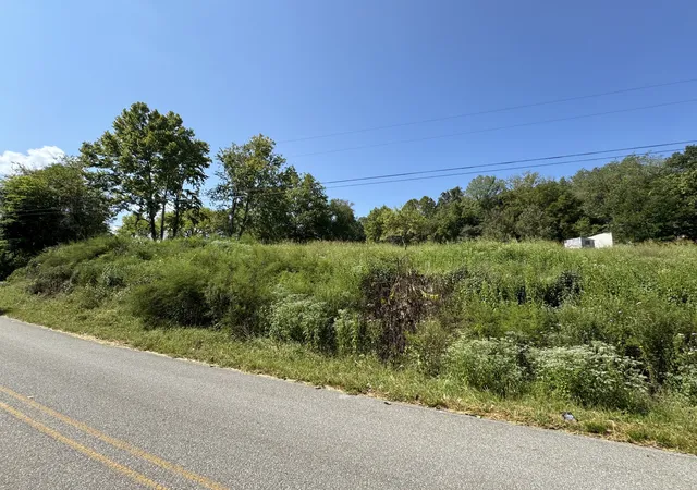 Photo 1 of Land for sale at 2 Enigma Rd, Chestnut Mound, TN 38552 | MLS# 3529671 | Listing updated on 2026-09-14