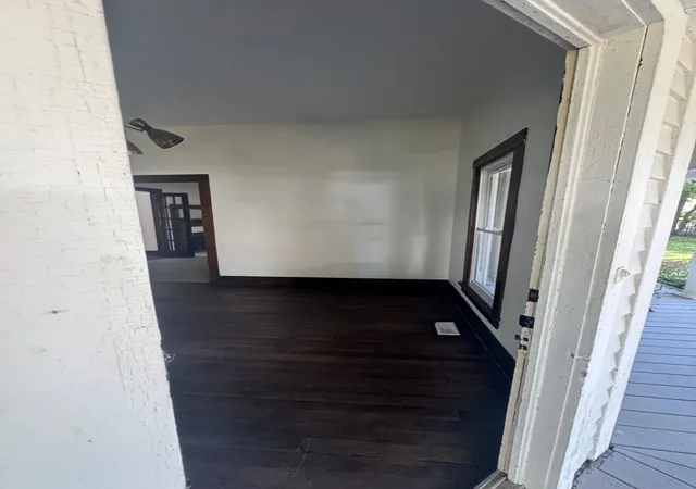 Photo 3 of Single family home for sale at 401 College St, Petersburg, TN 37144 | MLS# 3527676 | Listing updated on 2026-09-30
