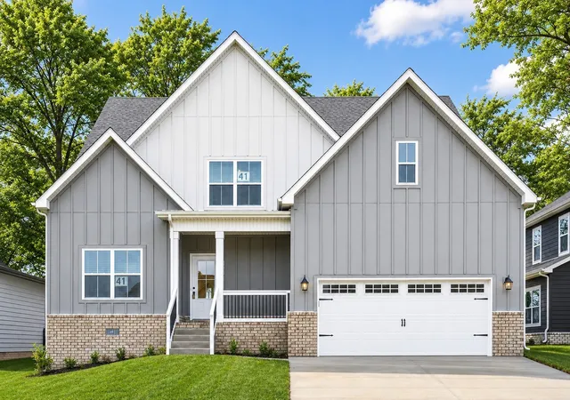 Photo 1 of Single family home for sale at 982 Alton Dr, Clarksville, TN 37043 | MLS# 3541035 | Listing updated on 2026-09-08