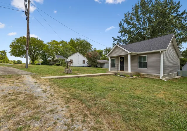 Photo 3 of Single family home for sale at 4016 Woodbury Pike, Murfreesboro, TN 37127 | MLS# 3540318 | Listing updated on 2026-09-14