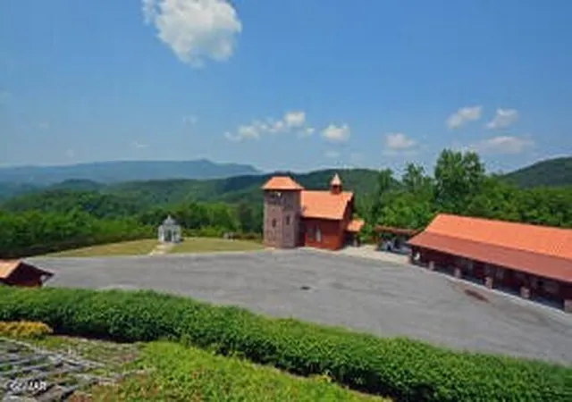 Photo 1 of Single family home for sale at 1740 High Rock Way, Sevierville, TN 37862 | MLS# 3527832 | Listing updated on 2026-09-11