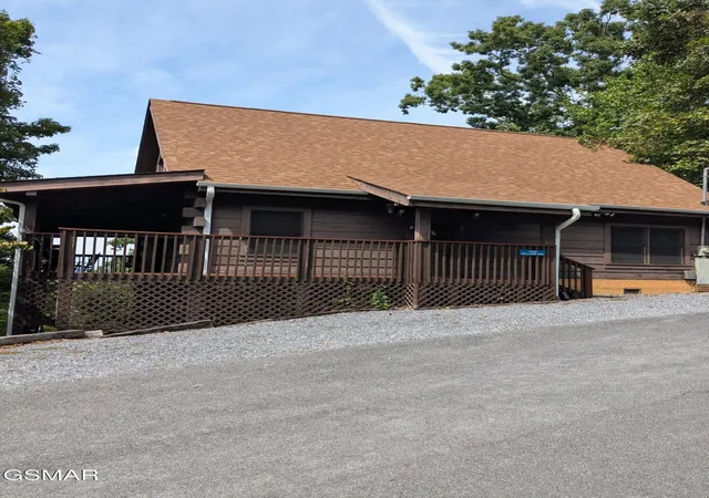 Photo 2 of Single family home for sale at 1039 Willard Way, Sevierville, TN 37876 | MLS# 3527958 | Listing updated on 2026-09-11