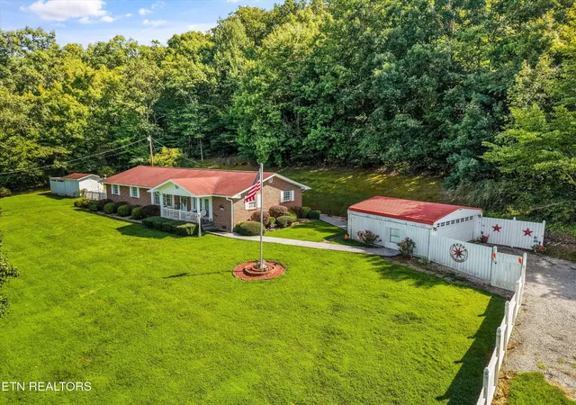 Photo 1 of Single family home for sale at 332 Rural Vale Rd, Tellico Plains, TN 37385 | MLS# 3531923 | Listing updated on 2026-10-26