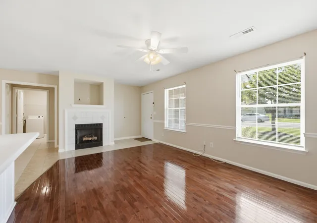 Photo 2 of Townhouse for sale at 83 Flagstone Dr, Rossville, GA 30741 | MLS# 3546468 | Listing updated on 2026-09-14